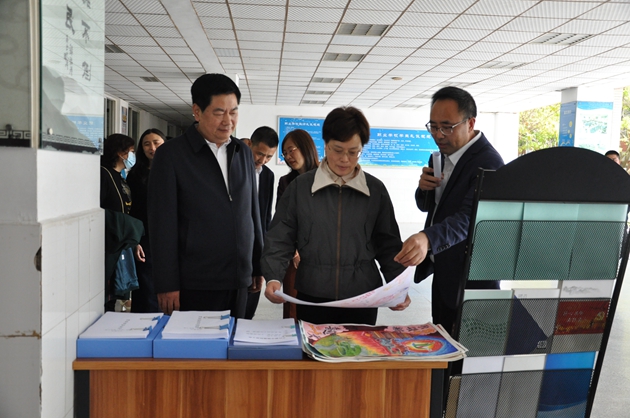 1650595760109245.jpg DSC_1215.JPG